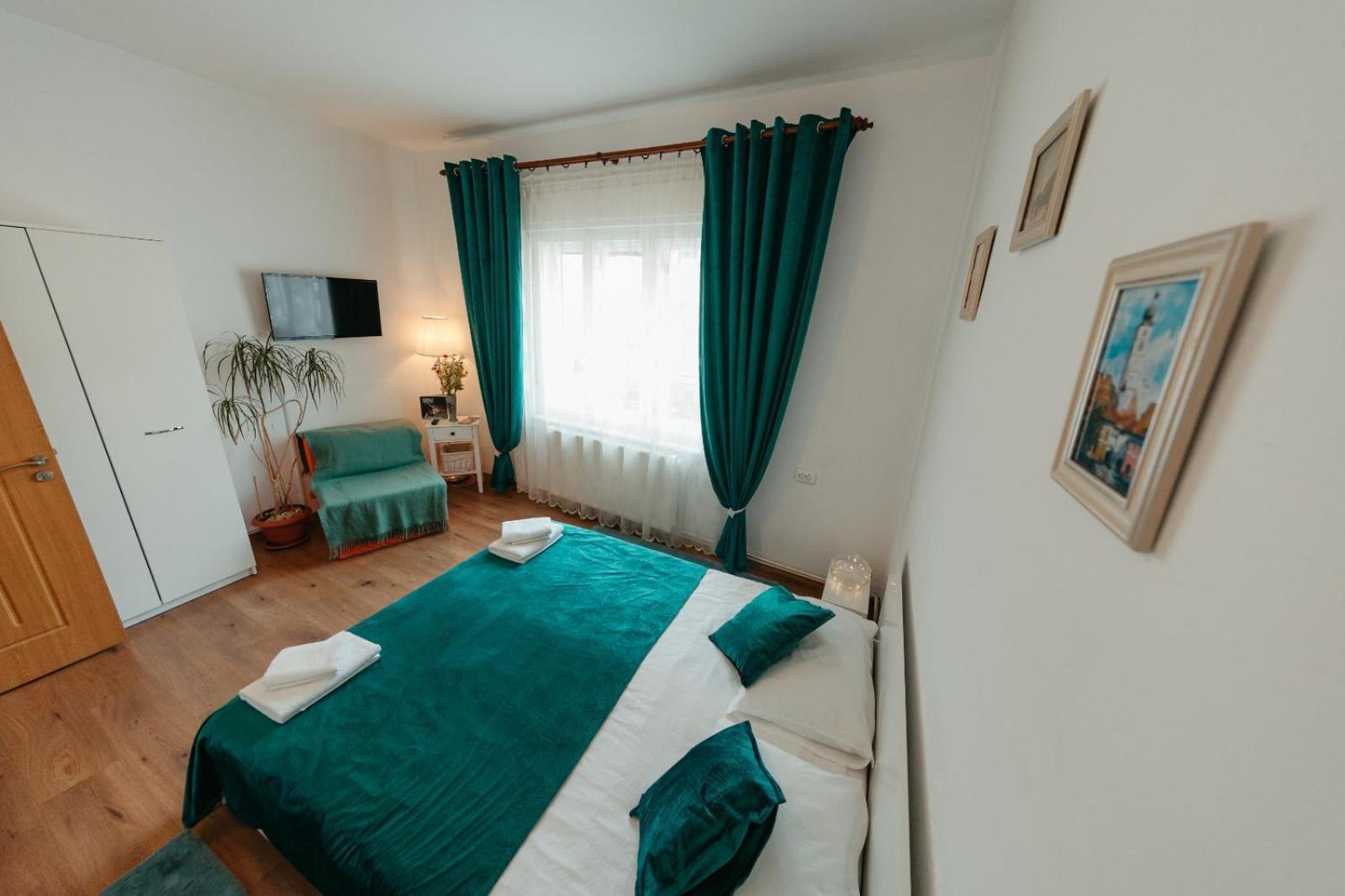 Flh - Apartament Mai Cu Aroma De Cafea Si Ceai Sibiu Exterior photo